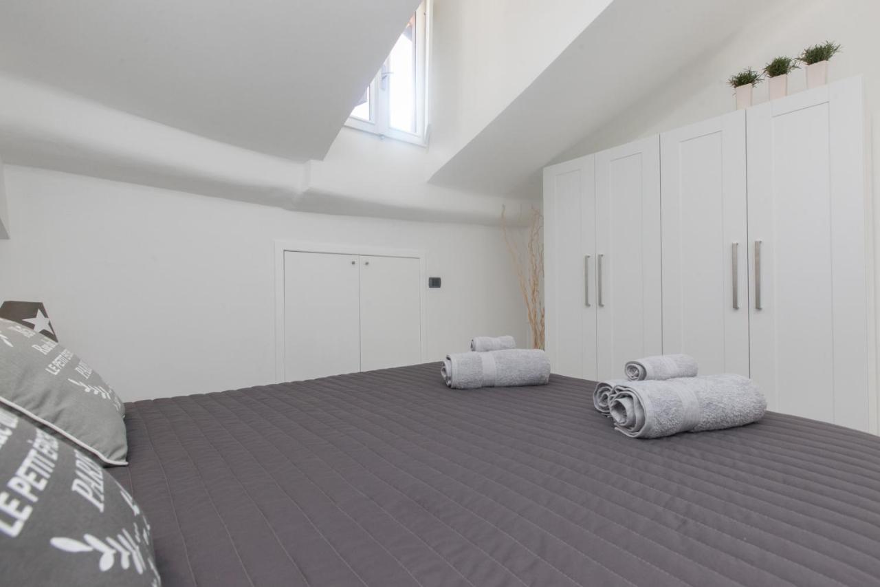 Amazing And New Penthouse In City Center Milano Esterno foto