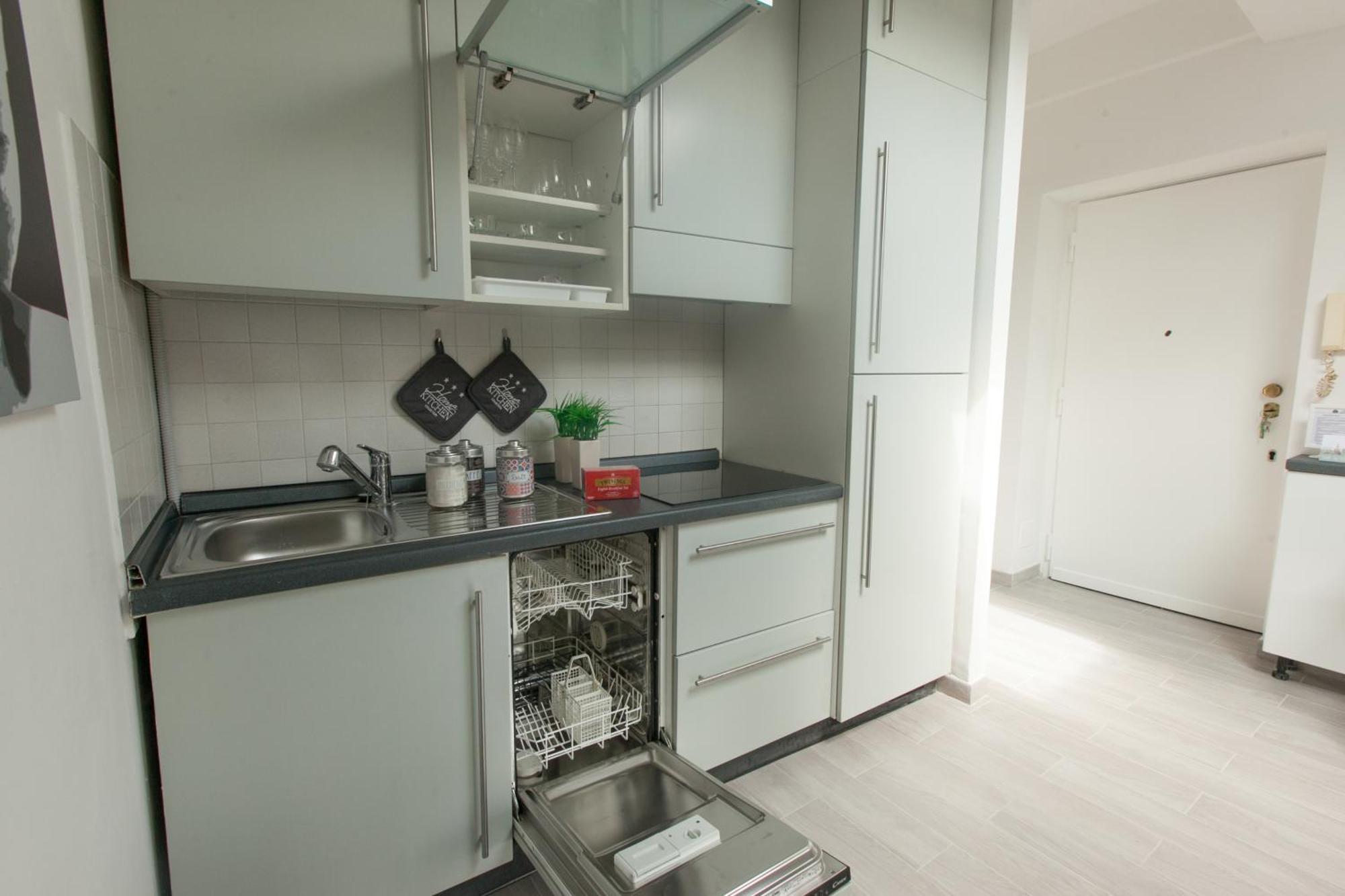 Amazing And New Penthouse In City Center Milano Esterno foto